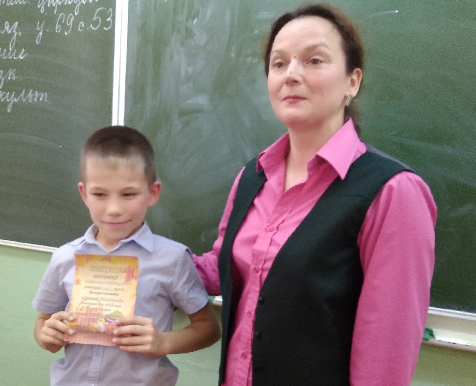 Биянов Илья занял 2 место в школьном конкурсе поделок на Осенней Ярмарке
